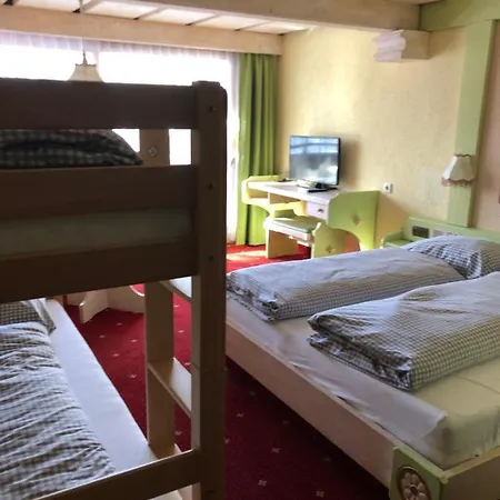 فندق مبيت وإفطار In Seefeld سيفيلد ان تيرول