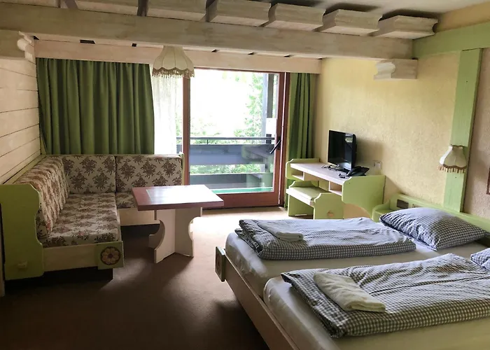 In Seefeld Отель типа 